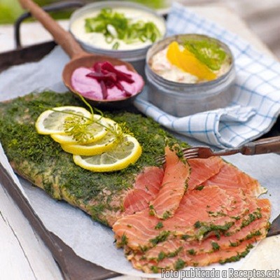 Salmó en adob d'Àsia
